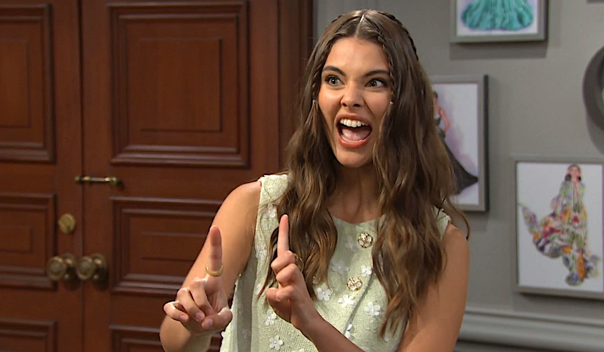 soapsdotcom's tweet photo. #BoldAndBeautiful's Electra ordered Will to kick out an unhoused Dylan, repeatedly kissed R.J., refused to understand the concept of 'privileged business information' and then hit the roof when, after telling her boyfriend they were NEVER getting back together, he spent some quality time with Dylan on the couch. Is she in the right?