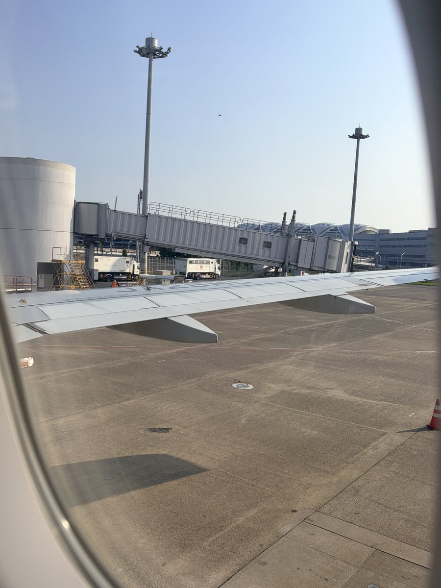 lltaro's tweet photo. 北九州へ行かむとする https://t.co/8ZAFTEkmCL