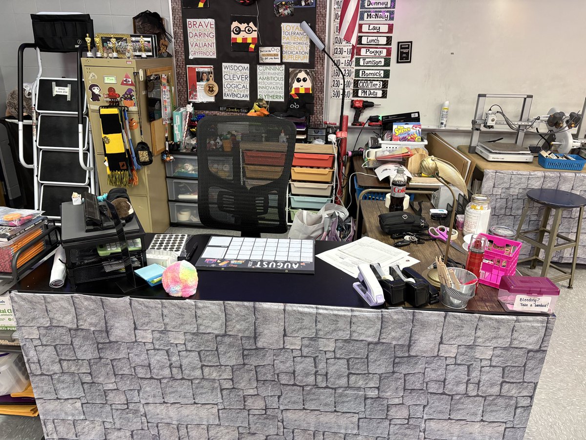 MrsDrees_SES2's tweet photo. @AntifaAndiE0047 Hello! I am a 3-5 STEM teacher from SW Ohio with 600+ kids in a Title I school. My supplies are a little different because my classroom is different. Any help is greatly appreciated. https://t.co/ketWSoaAfy https://t.co/ZdB2GhvDaD