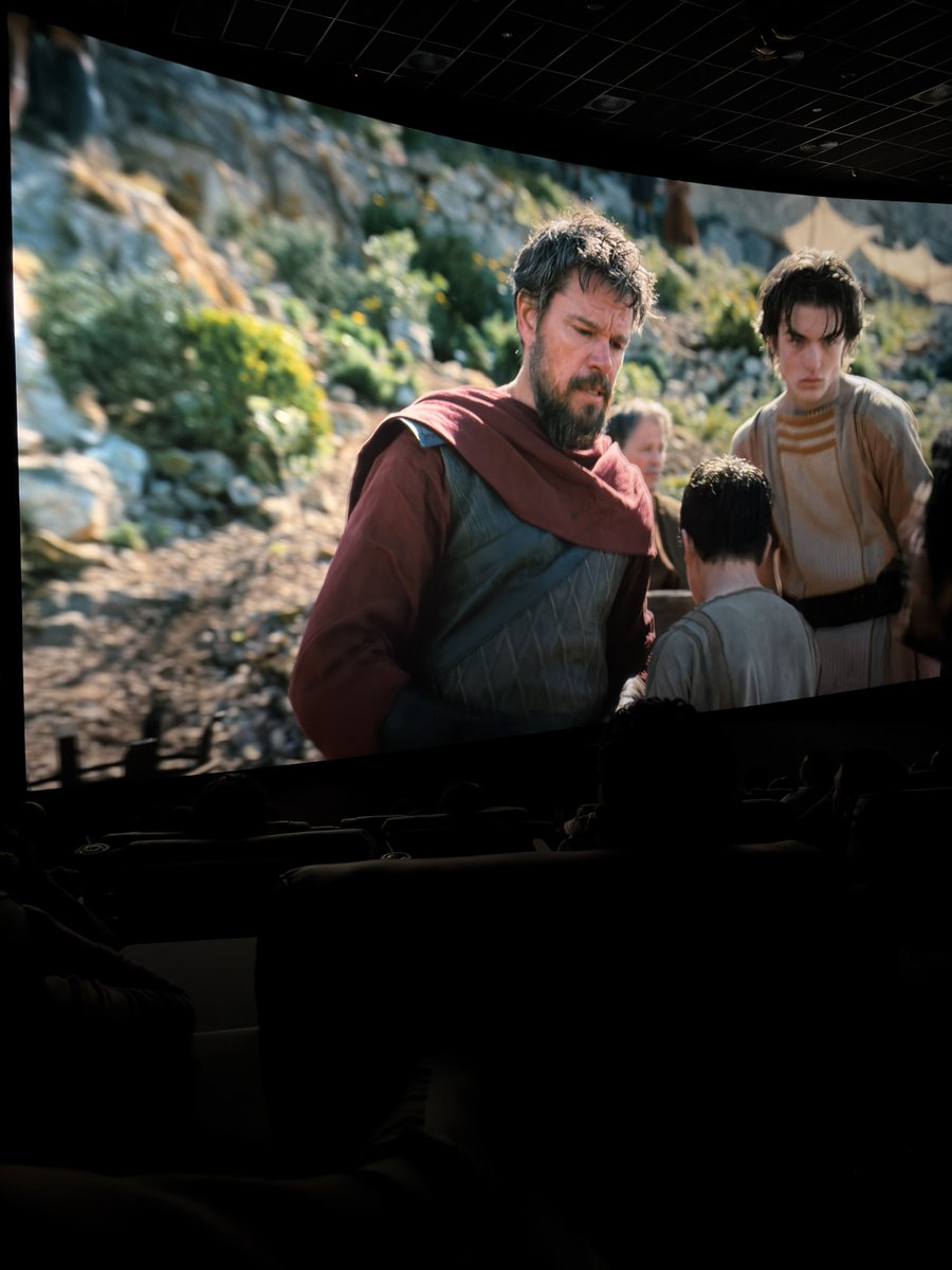 _AhmedSamir_10's tweet photo. #TheOdyssey جامد بصراحة يستاهل احجز قبلها ب١٠ ايام 
والخوذه كلها باينة وكله تمام 😂 https://t.co/Ft89GzFVxr