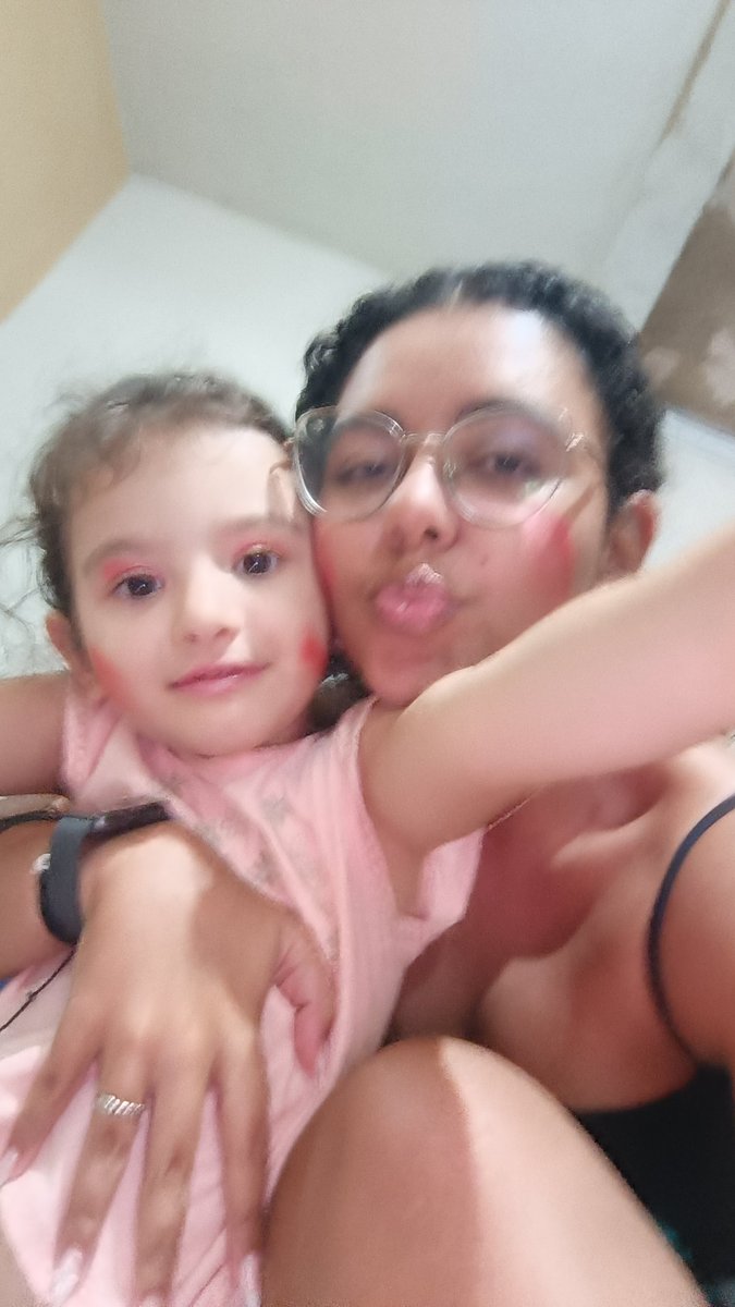 Samellabarreto's tweet photo. o sangue doce pra criança https://t.co/uU0EgnrZMn