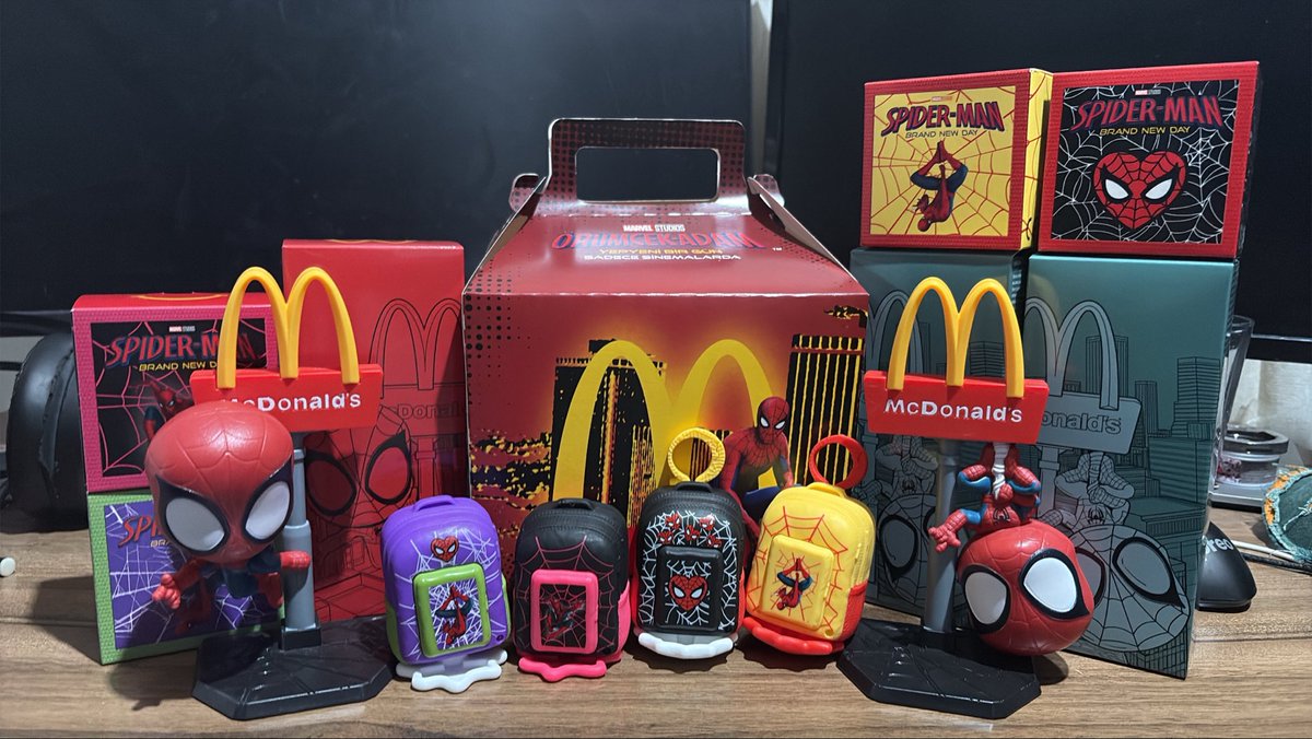 berktascilar's tweet photo. mcdonalds’ı soydum ama https://t.co/Mn5vmp6x2t