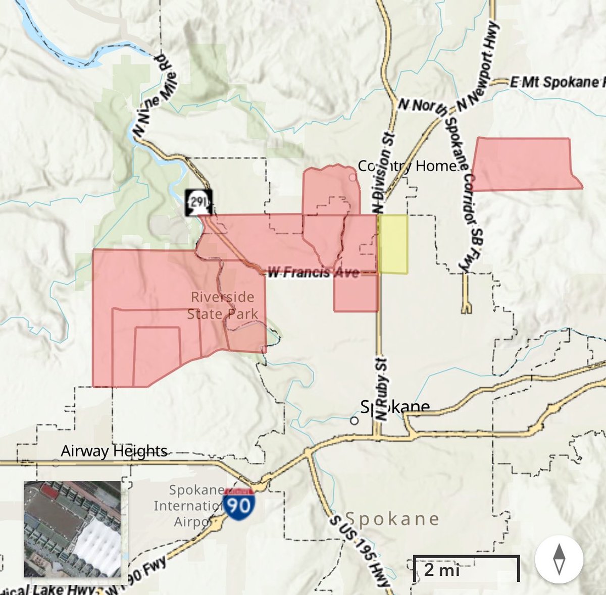 Mike__Gagliardi's tweet photo. Over 10,000 people are now under evacuation orders due to wildfires spreading through Spokane, Washington. https://t.co/TpGGEiuIEH