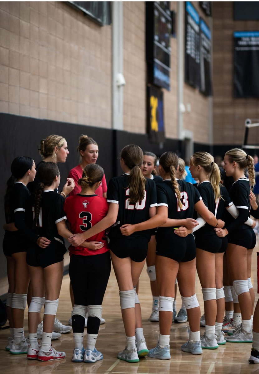 mnuvolleyball's tweet photo. We are excited to announce the addition of Abigail Copeland to the coaching staff!

#MNUVolley #Coach #Volleyball https://t.co/1MOGmgB0fa