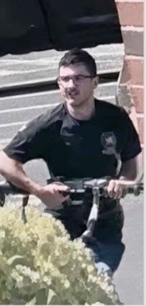 SyeClops1's tweet photo. @BufodJustice This is the original image https://t.co/RJsBlpf4xA