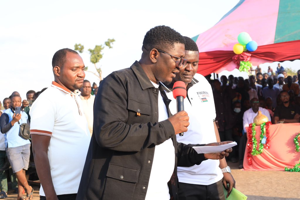 fikirini_jacobs's tweet photo. A great and fruitful day at Mitangani Secondary School  in Bamba as we joined the community, teachers, and students for a fundraiser in support of the education of 301 orphaned children.

“Whoever is kind to the poor lends to the Lord, and he will reward them for what they have done.” — Proverbs 19:17 (NIV)

Thank you to everyone who generously offered their support and contributed to this worthy cause. Your kindness and generosity are making a meaningful difference in the lives of these children. 

Together, we can continue to give hope, restore dignity, and build a brighter future for every child.