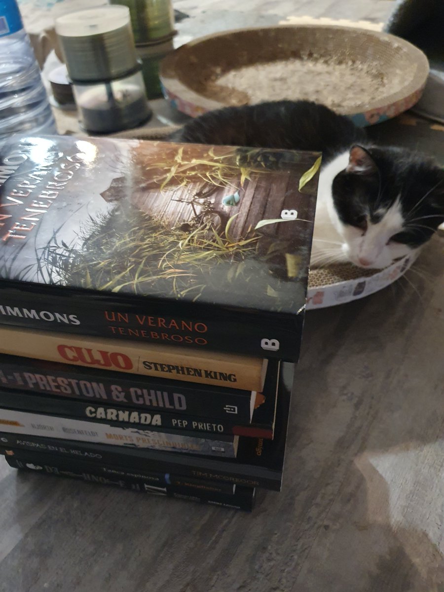 Gemmasm78's tweet photo. @penguinllibres @StephenKing @columnaedicions ๐๐๐๐ญ๐ก ๐๐จ๐ญ๐: ๐๐ฅ๐๐๐ค ๐๐๐ข๐ญ๐ข๐จ๐ง ๐๐จ๐ฅ. ๐
#TOhba
#TObata
@NormaEdEnCatala
๐๐๐ง๐๐ ๐๐ฌ๐ฉ๐ข๐ง๐จ๐ฌ๐
@UrsulaV
@Indomita_ed
๐๐๐ซ๐ง๐๐๐
@PepPrieto
#EditorialBridge
#GrupEnciclopรจdia
๐๐ฏ๐ข๐ฌ๐ฉ๐๐ฌ ๐๐ง ๐๐ฅ ๐ก๐๐ฅ๐๐๐จ
@TimMcGregor1
@dilatandomentes https://t.co/VZzM0cwoqf