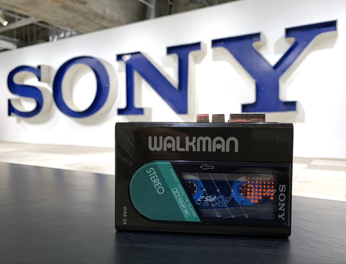 Mac_book_user's tweet photo. 2020の写真から
銀座ソニーパークにて撮影

Sony WM-24
カセット窓とアップリケみたいなデザインが好き

#このポストを見た人は今使っているウォークマンを晒す https://t.co/J2rulizX3n