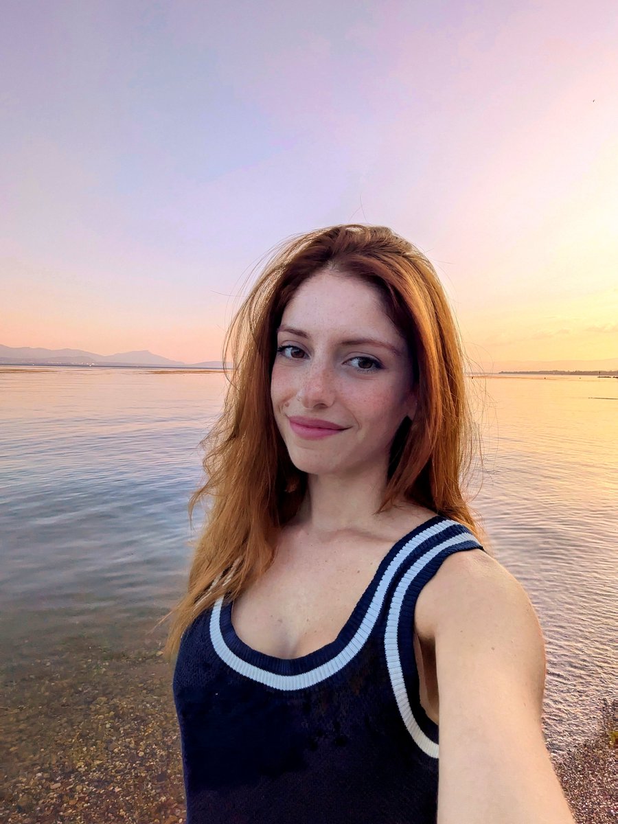 LaPetiteADA's tweet photo. The sky's outperforming my portfolio today. 🔥🦋🍄

Happy Swiss National Day!🇨🇭 https://t.co/HfSL7ILDJ7