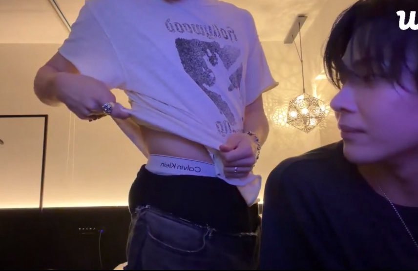 sweetboynico's tweet photo. my boy is beating the flat ass allegations!! he has a butt, it’s just hiding under those super oversized clothes https://t.co/euqkytd9yD