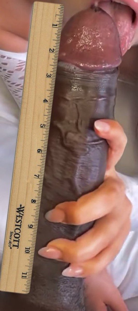 dopaminerushhhh's tweet photo. average loser is the same size as his tip 😭 guys like this are why you force that tiny fucking cage down and LOCK UP 🔒 https://t.co/QGHPlAVhtM
