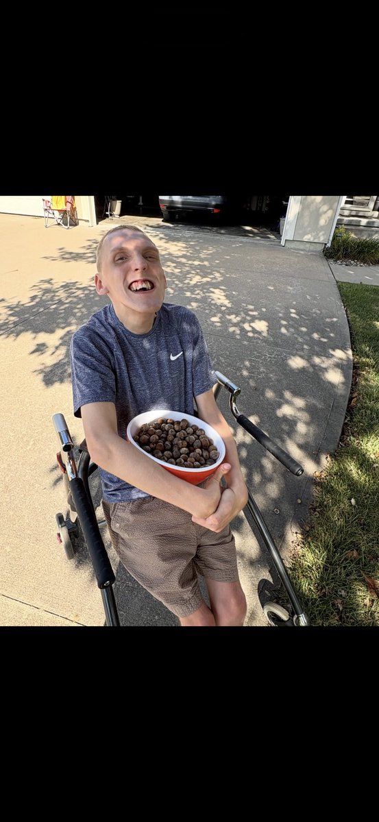 PaitynMatthews's tweet photo. Happy 26th Birthday Trenton I hope you have a Great Day Love you 🎂🥳🎁🎊 https://t.co/Jycg0OKMPS