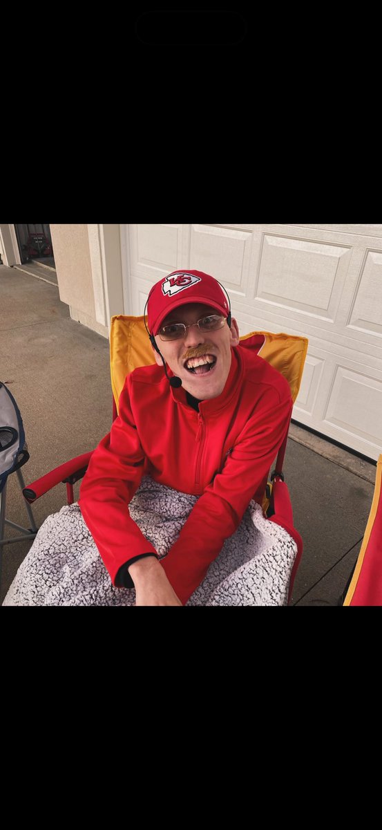 PaitynMatthews's tweet photo. Happy 26th Birthday Trenton I hope you have a Great Day Love you 🎂🥳🎁🎊 https://t.co/Jycg0OKMPS