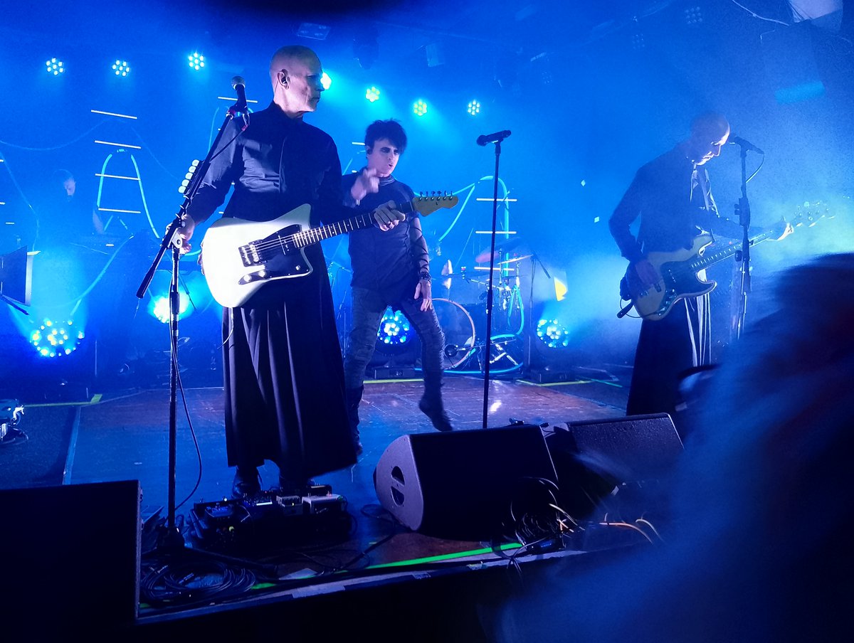 daedwards555's tweet photo. Gary Numan at the Tivoli Buckley July 29th.
This is not a gig it's an m+s gig https://t.co/iCnMycl73h