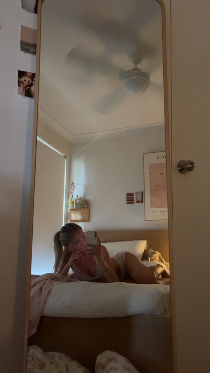 bheaabells's tweet photo. Would u come over? https://t.co/fbDVzRra5s