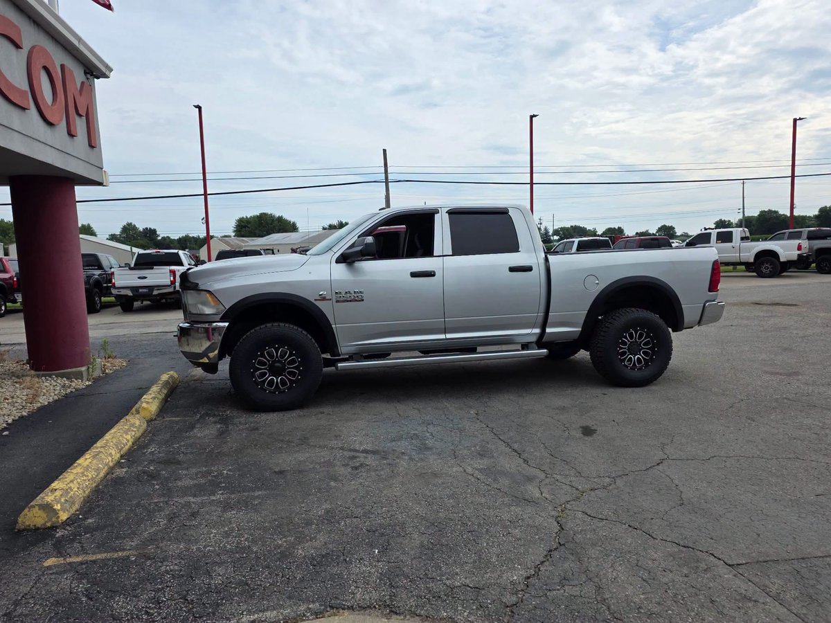 TR_trucks's tweet photo. Ted Morency~2015 Ram 2500 Crew Cab 4x4 SB Cummins ~”Very down to earth people , nice trucks” https://t.co/4Txje6ZShE #servingcustomersnationallysince2005 #trucksforsale #familybusiness #TeamRay https://t.co/imZC2NiIf2