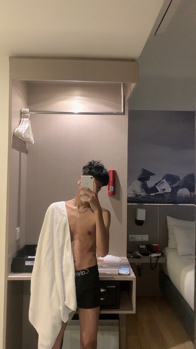 rizqiadtya_'s tweet photo. Info cuddle. Host hotel neo waru sini gw b 21 manly #gaysidoarjo #gaysurabaya #gaysby https://t.co/bxTJfXRalm