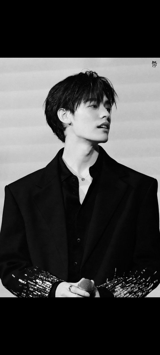 ttpshuvava's tweet photo. Por can be hot, handsome, cute, and beautiful. That's his versatility, not proof that anyone is forcing him to be someone he's not. People have different sides, and he has every right to express them. I'll support every version of him. Stop speaking for him and let him be.🤍 https://t.co/2yudRsZ9eO