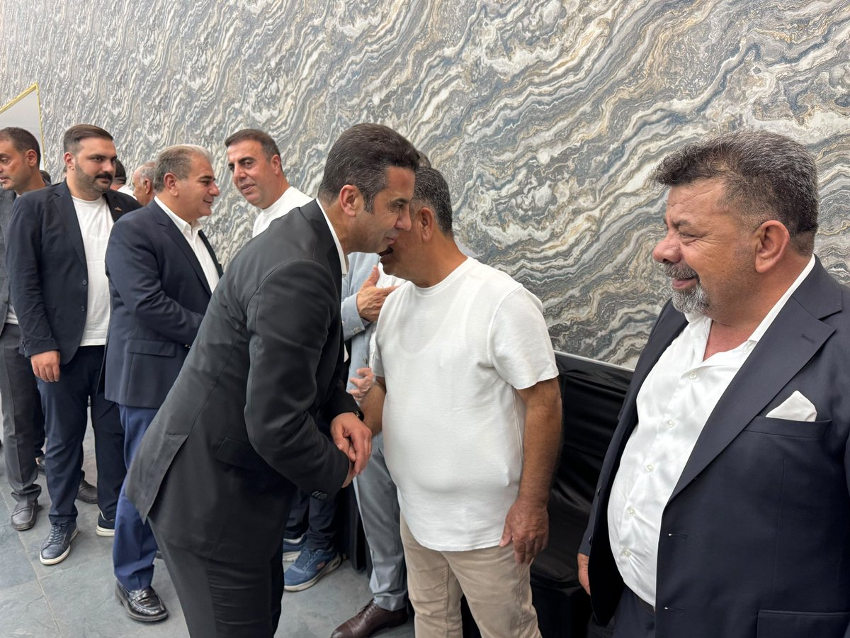 AkPartiBismil's tweet photo. 💍 Düğün Töreni

İl Başkanımız Sayın Hamit Sümer, İl Yönetim Kurulu Üyelerimiz, İlçe Başkanımız Sayın Muzaffer Cengiz Özaydın, İlçe Yönetim Kurulu Üyelerimiz ve İlçe Gençlik Kolları Başkanımız ile birlikte, Yaşedici ve Araz ailelerinin evlatlarının düğün törenine katılım sağladık.

Genç çiftimizi gönülden tebrik ediyor, Yaşedici ve Araz ailelerini kutluyor; evlatlarına ömür boyu sağlık, huzur ve mutluluk diliyoruz.