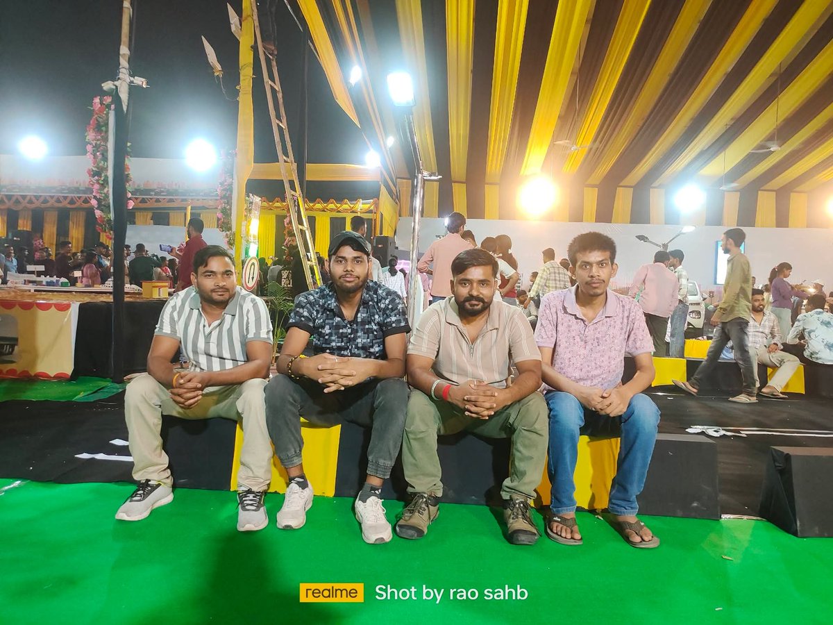 Ahuj_85159282's tweet photo. Happy friendship day 🧒🧔🧑
.
.
.
.
#FriendshipDay
#BestFriendsForever
#FriendshipGoals
#FriendsForever
#TrueFriendship https://t.co/mGysjtT2Jn