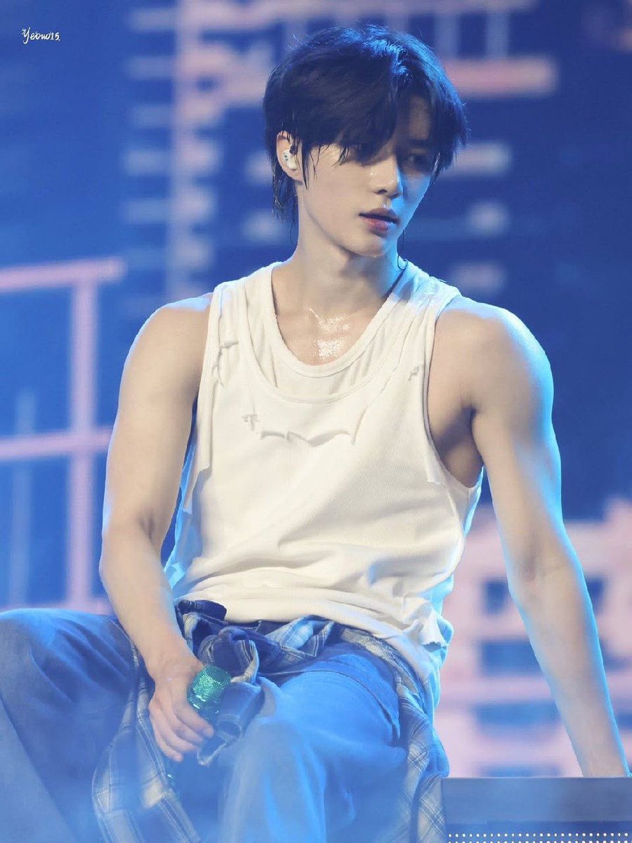 page_0913's tweet photo. 트친 웅니가 찾아준 근육 범규
근육 범규는 못 찾을 줄 알았는데 찾아줌 ㅠㅠ
마지막은 걍 잘생겨서.. https://t.co/2lIvcp57VI