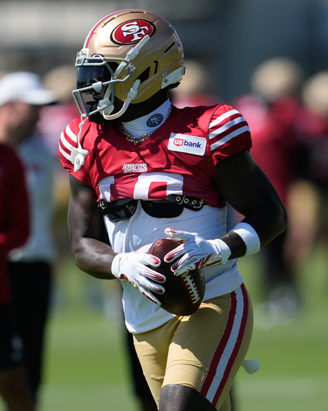 NFL's tweet photo. Back in his @49ers threads 🧵 @19problemz https://t.co/QBAJm6sF5J