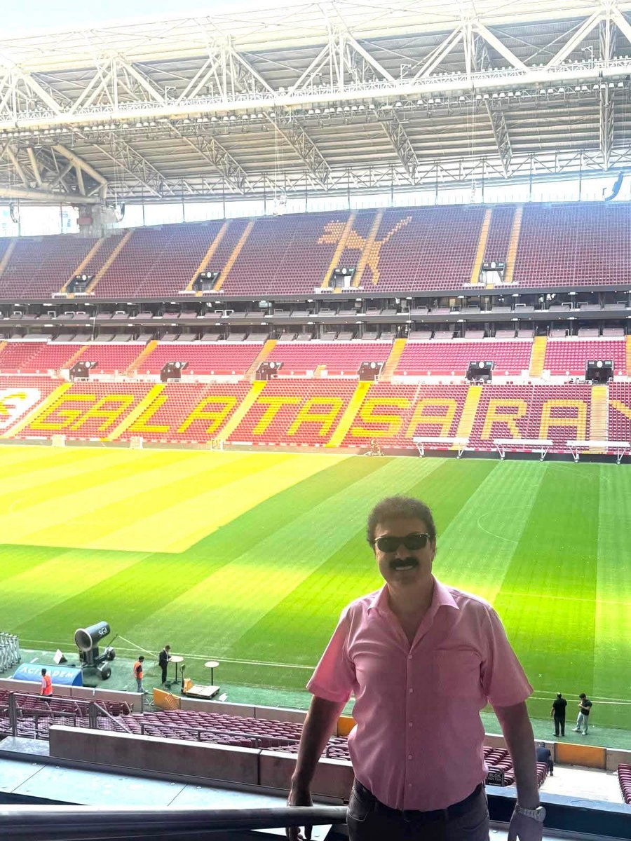 dgskon's tweet photo. @GalatasaraySK 💛❤️🏆@GSBasketbol @GSVoleybol1905 @dgskon @turkeraygunduz #AliÇolak @GSfutbolakademi @GSLise @GSEsports @GSAtletizm @Galatasaray @GSKalamis #GalatasarayAdası @GsRamsPark @gsmuze @GSDergi @PesindeyizApp @GsGazete @sarikirmizi @gsarayruhu1905_ @forzacimbom #GS💛❤️🦁 https://t.co/peSt429srH