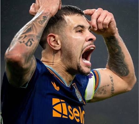 AFC__Xtra's tweet photo. 🚨UPDATE! 💣 

Bruno Guimarães is expected to undergo his Arsenal medical on Monday. 🇧🇷 🌟 

ℹ️@IsaanKhan_ https://t.co/N5VKg6sYmS