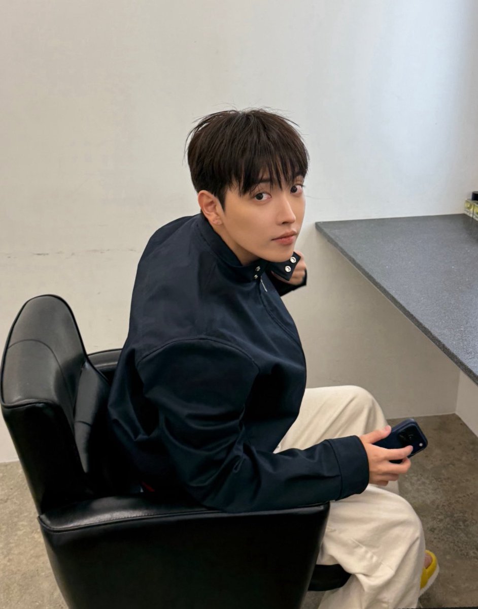ayanbodopen's tweet photo. Я никогда не была косноязычной, но когда дело доходит до Ким Хонджуна.. всех слов мира недостаточно https://t.co/xdLzHwjrPs