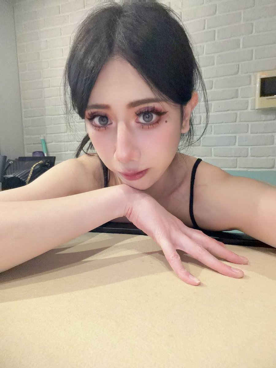 09250925candy's tweet photo. 今天都還沒吃到呢🥵🥵
現在還急的到嗎？

#三性 #台中三性 #開罐 #E奶 
#ladyboy #長腿 https://t.co/L6rRunavp3