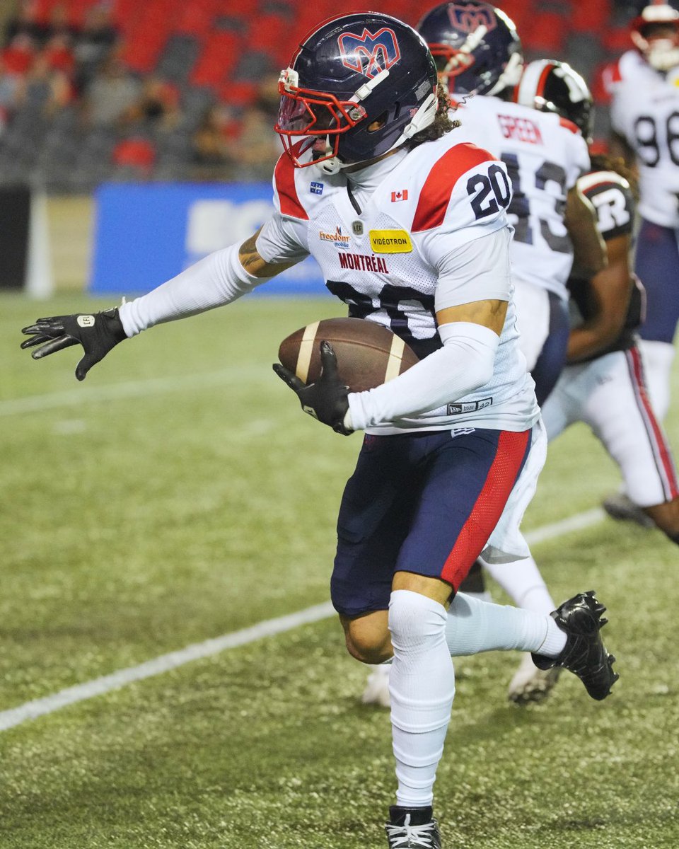 MTLAlouettes's tweet photo. on vit pour ces interceptions là 😍 we live for those game changing plays https://t.co/a7ugREN7rs