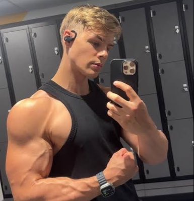 SamuelDrewBowen's tweet photo. #NewProfilePic https://t.co/30aYUrqxHq