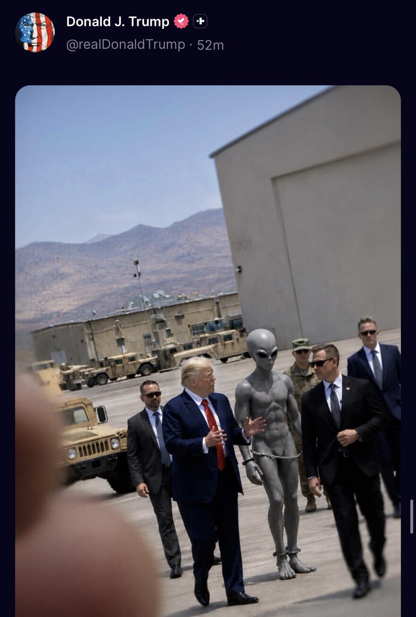 GlobalNewsMontr's tweet photo. Bro wtf is wrong with this guy😂 https://t.co/niCx25AaG6