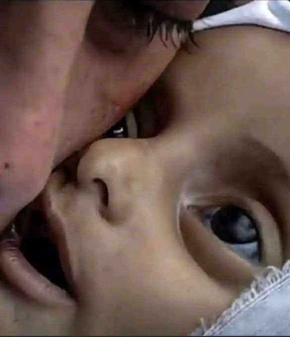 aaisha9009's tweet photo. غزة ليست مجرد خبرٍ عابر، بل حكاية صمودٍ تتجدد كل يوم. انقلوا الحقيقة، وكونوا صوتًا للمدنيين الذين يعيشون تحت وطأة الحرب. 🇵🇸 https://t.co/Khzy8s5lUe