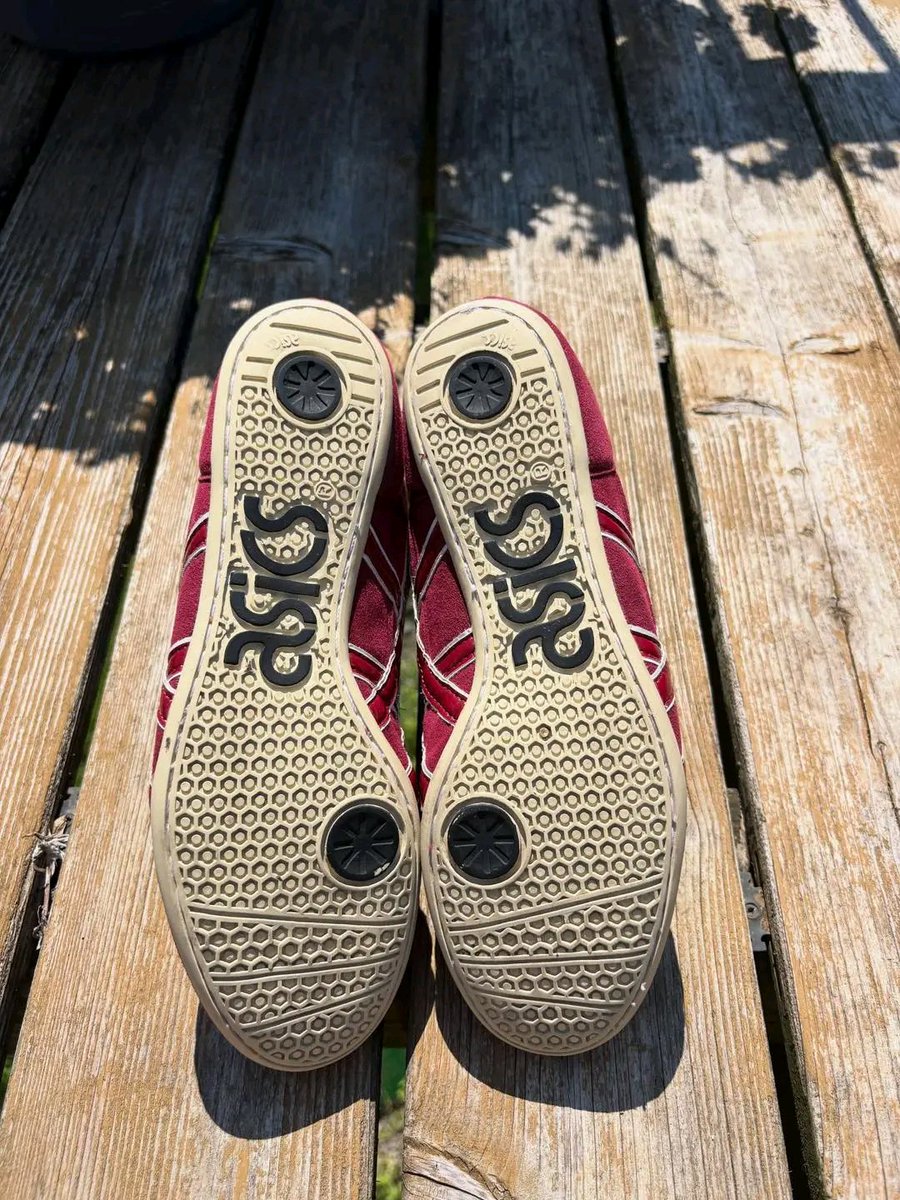 jackwillia7057's tweet photo. AVAILABLE
ord Maroon Og exeo

Size 10

$300 obo

Insane condition no flaws. https://t.co/DebQlvgu6e