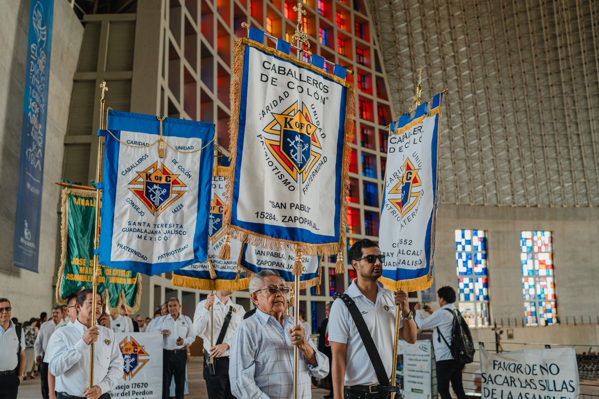 KofC's tweet photo. Knights and their families from across Mexico were among hundreds who gathered at the Sanctuary of the Martyrs of Christ the King, just outside Guadalajara, Jalisco, on July 5 for the annual pilgrimage commemorating the martyrs of the Cristero War. “The Cristeros are our heroes,” said Mexico West State Deputy Gabriel Fonseca. “Their strength reminds us that, as Catholics living in the secular world, our faith must be defended.”
Read more: https://t.co/nqTEtpvxTz
(Photo by Carlos Elizondo)