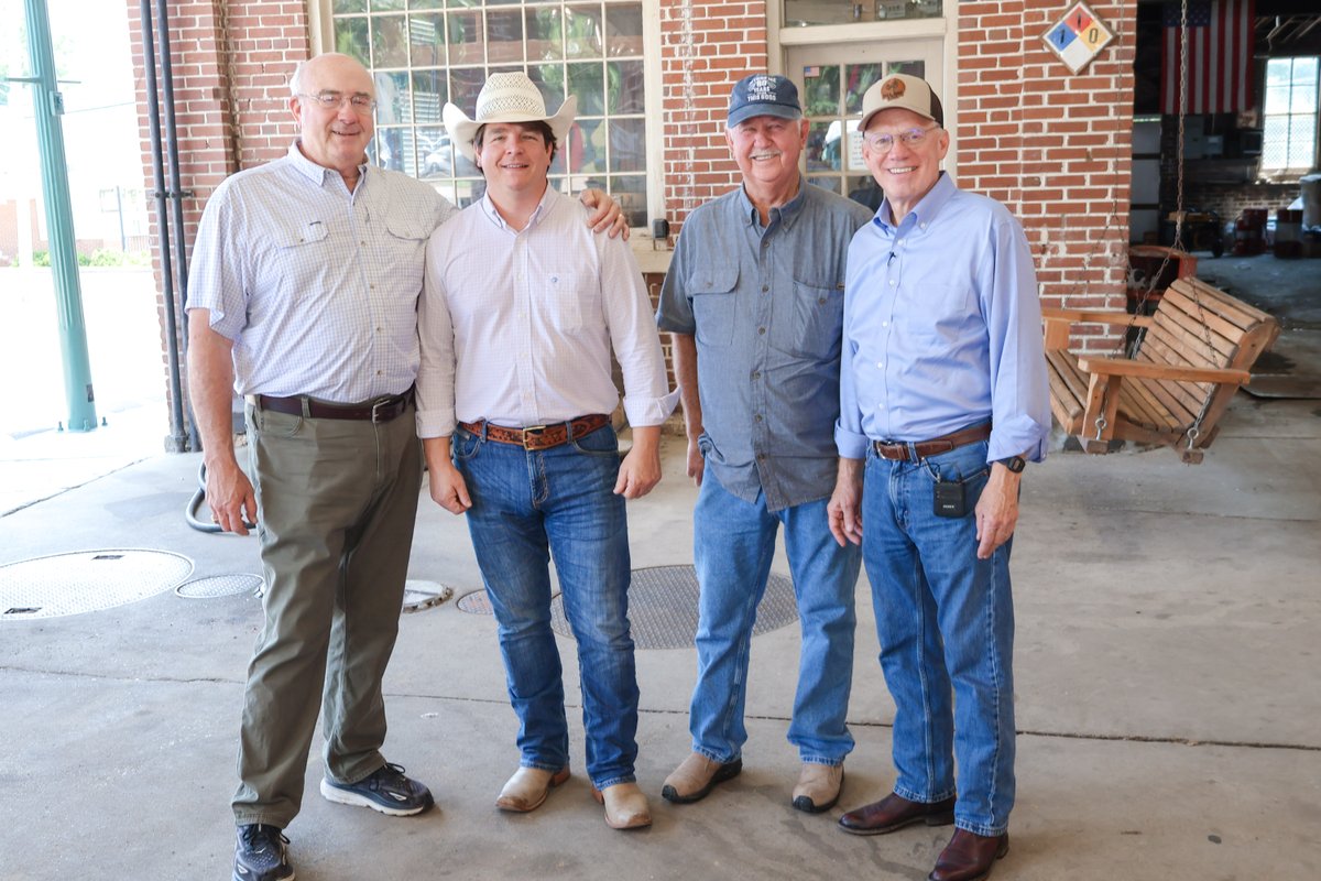 JohnRoseforTN's tweet photo. Another great Tennessee True Tour stop in Shelby County. The momentum keeps growing because Tennesseans are ready for leadership that shows up. #TNtrue https://t.co/N0kbhiPGVx