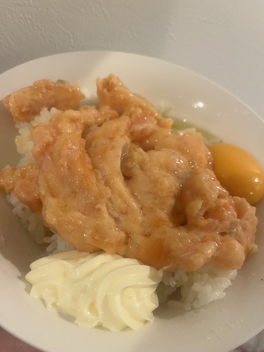 EvKqm's tweet photo. ライスペーパー好きすぎてすぐ巻いてしまう https://t.co/H6eEqQnsi2