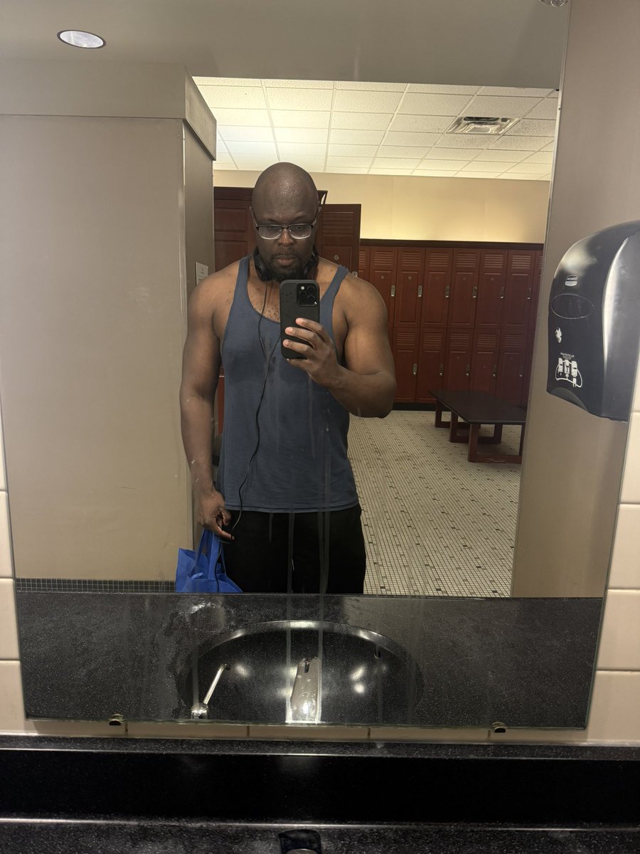 82ndVirgo's tweet photo. Thinking out loud
#gymselfie #progress https://t.co/AgluD94cC0