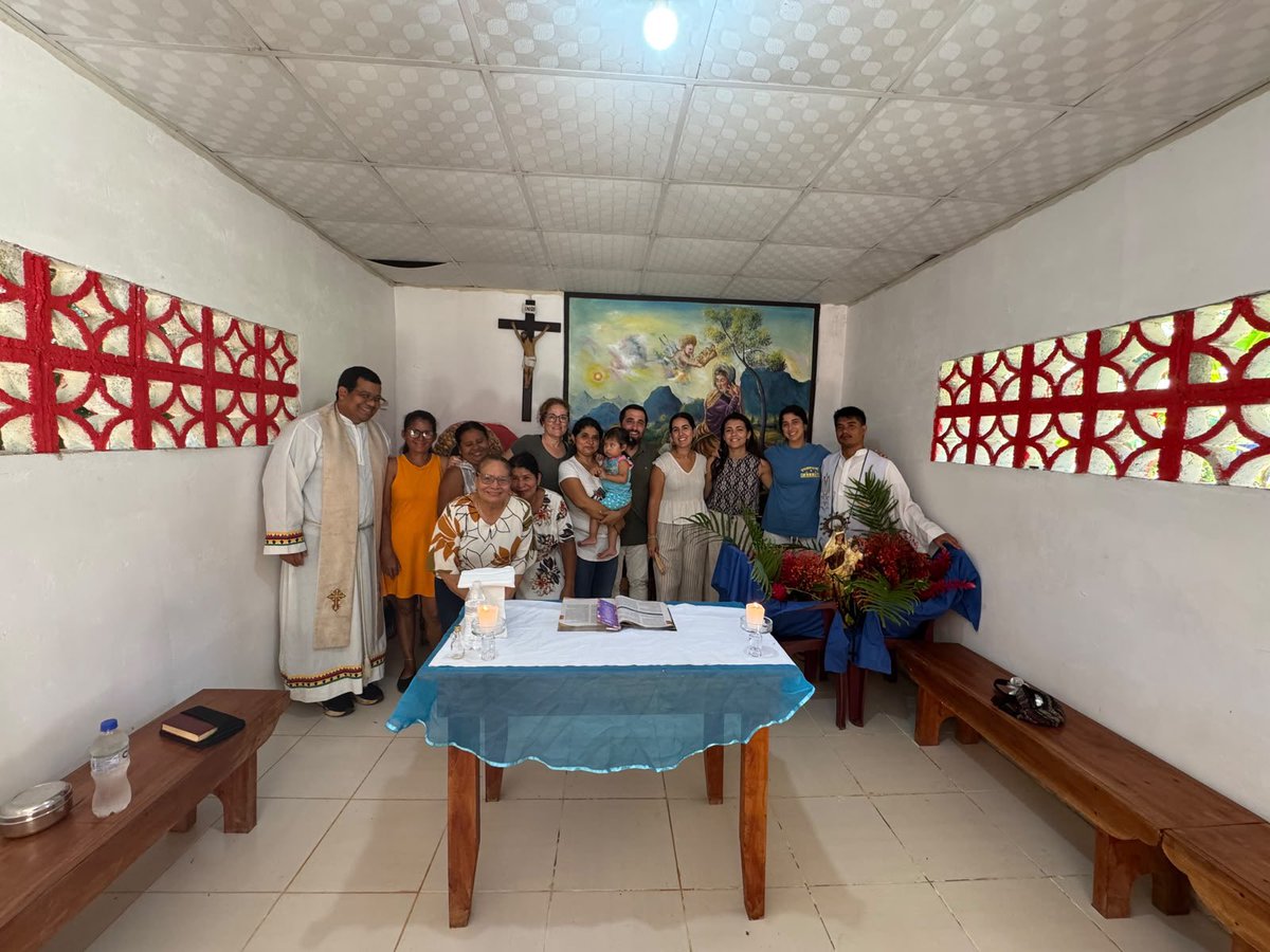 AmoryCaridad's tweet photo. 🫂 Este verano, nuestra Cofradía ha impulsado su obra social contribuyendo económicamente, entre otras actividades, con la experiencia misionera de los agustinos en Tolé, Panamá, con la que el @colegioolivos colabora todos los años.
Allí, la comunidad agustiniana lleva a cabo su misión evangélica y educativa y contribuye con becas de estudio, respaldando su labor solidaria y comunitaria. ❤️‍🔥

#CofradíasMLG