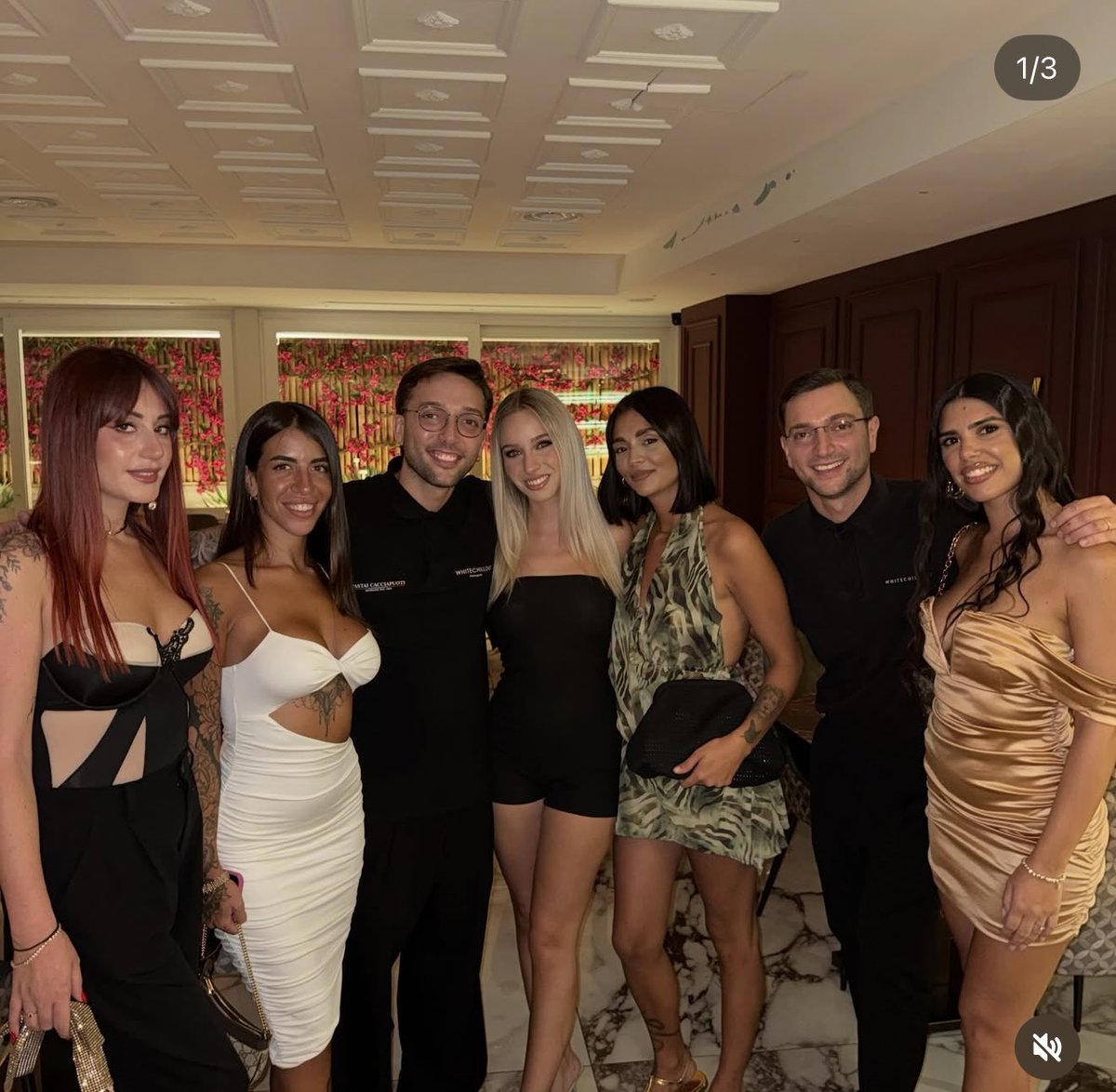 popscuorn's tweet photo. siamo le ragazze andiamo sempre in giro con altre ragazze #temptationisland https://t.co/jtf59XLHtm