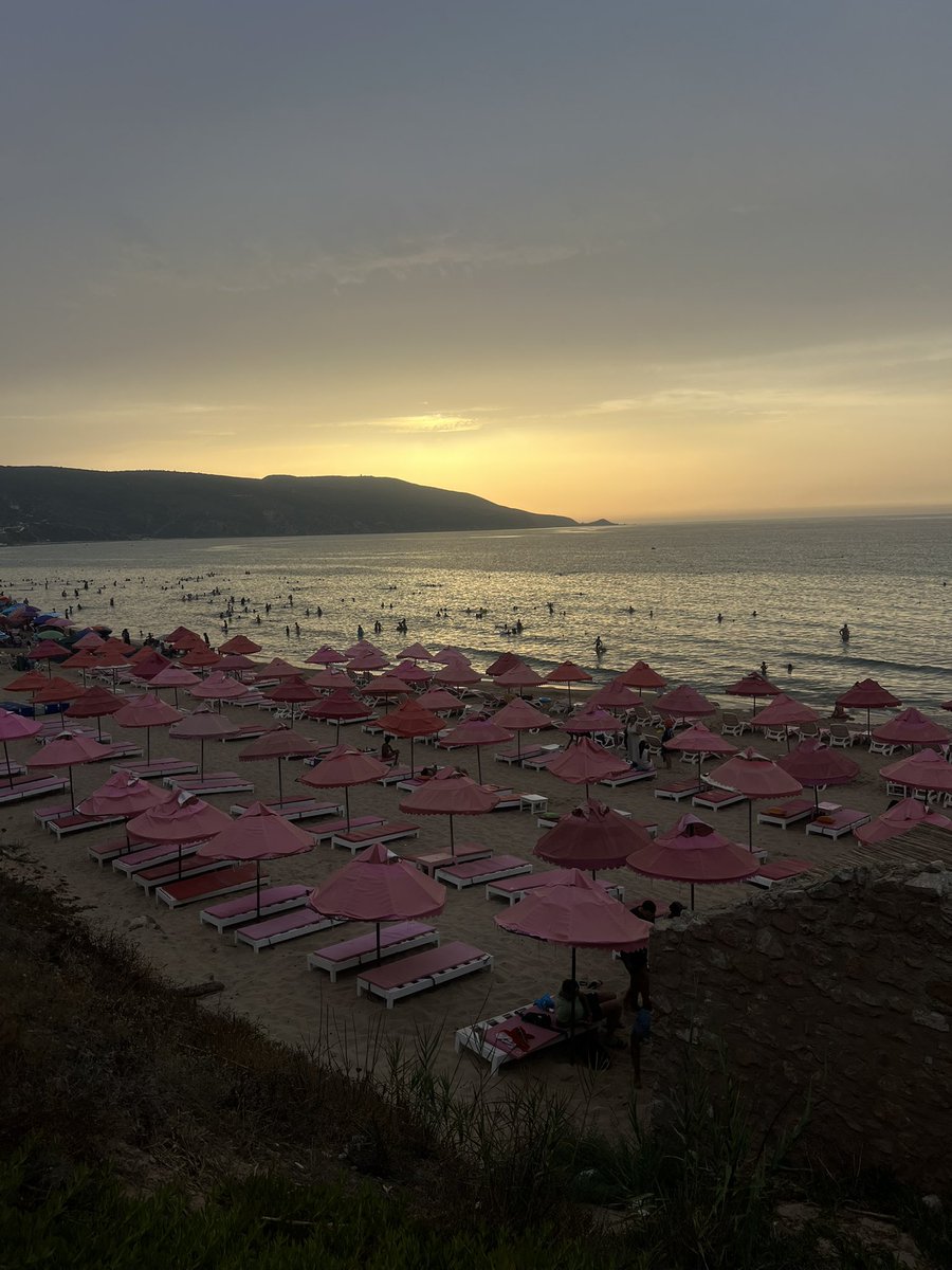 Billalmnt's tweet photo. Mon mood préféré le coucher de soleil https://t.co/RmLMfbwVFz