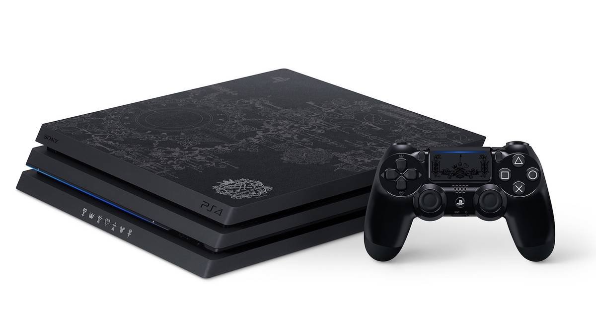 highkeydracula's tweet photo. I NEED these limited edition Kingdom Hearts consoles omg😭🖤🗝 https://t.co/tigm8xpMB4