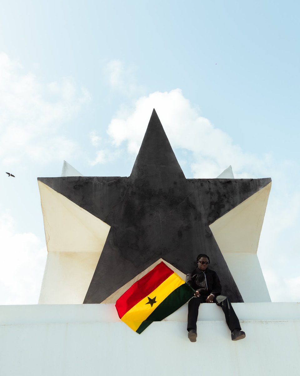 _seyram09's tweet photo. 🐐🇬🇭 @stonebwoy https://t.co/RS6xaMGzDf