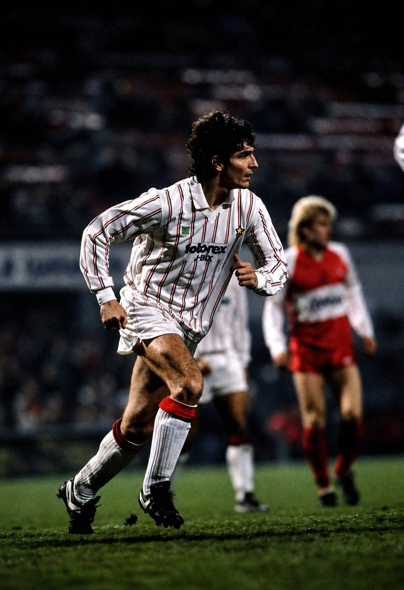 forever96juli's tweet photo. 🇮🇹Paolo Rossi🇮🇹 https://t.co/R1JFZxG6QB