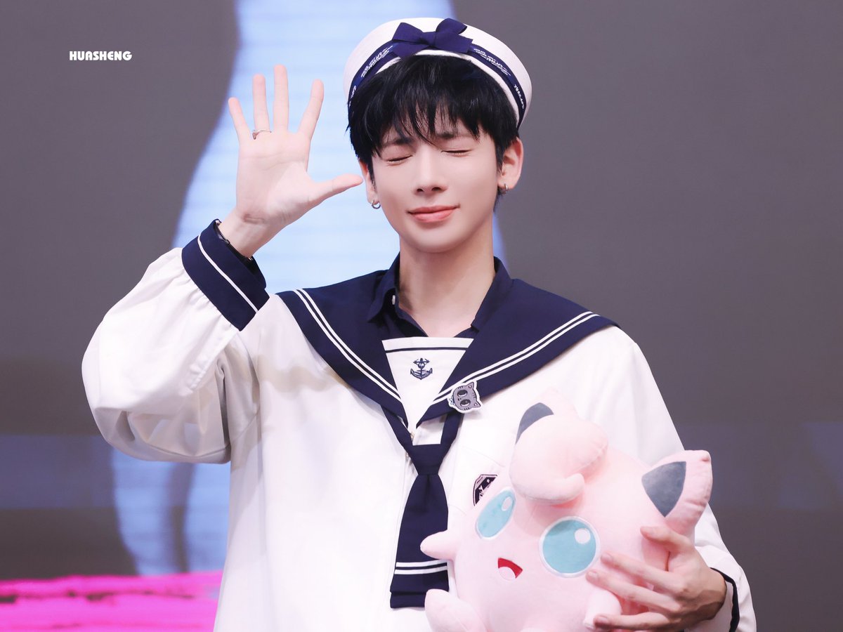 HUASHENG_TH0205's tweet photo. 260801

천사 ໒꒱ 

#태현 #TAEHYUN #テヒョン 
#TXT #투바투 #투모로우바이투게더 #TOMORROW_X_TOGETHER https://t.co/Vu2P10G14L