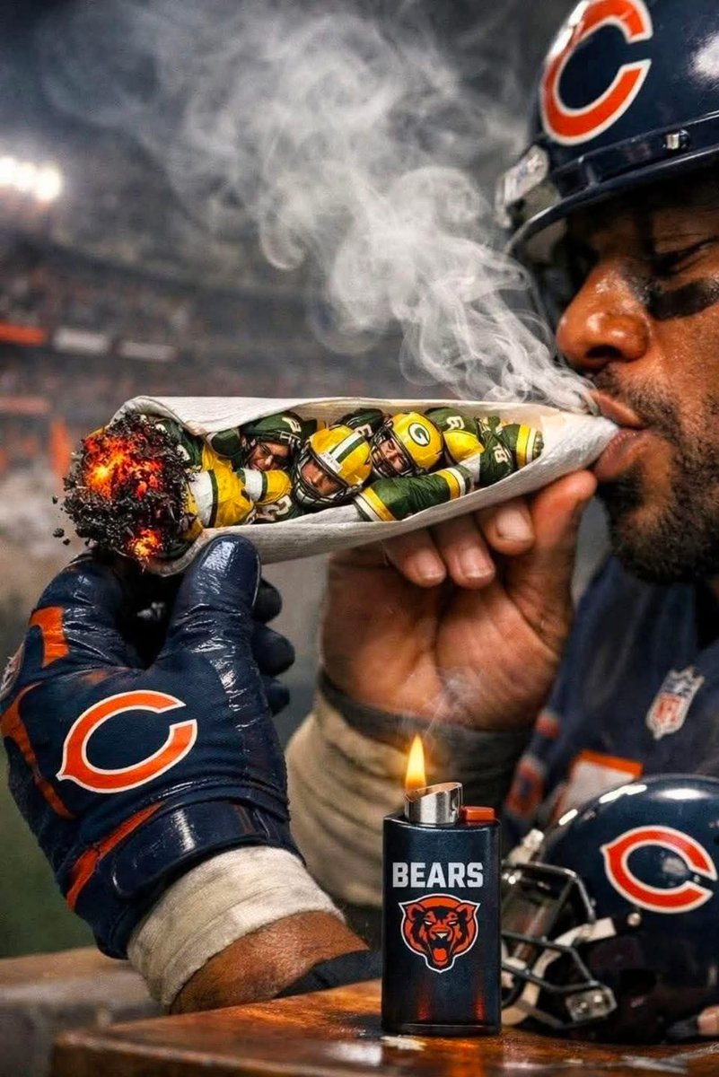 LicDelRivero's tweet photo. Smoke if you got them #DaBears #FGB https://t.co/AJajb7UO6E