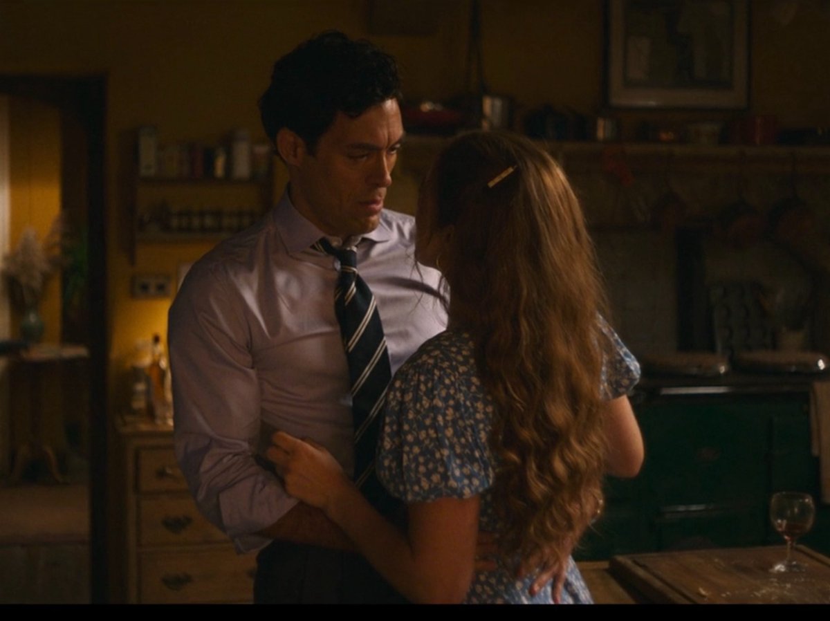 hyliamoon's tweet photo. One kiss will never be enough for Rupert and Taggie https://t.co/A3eD2EKI2w