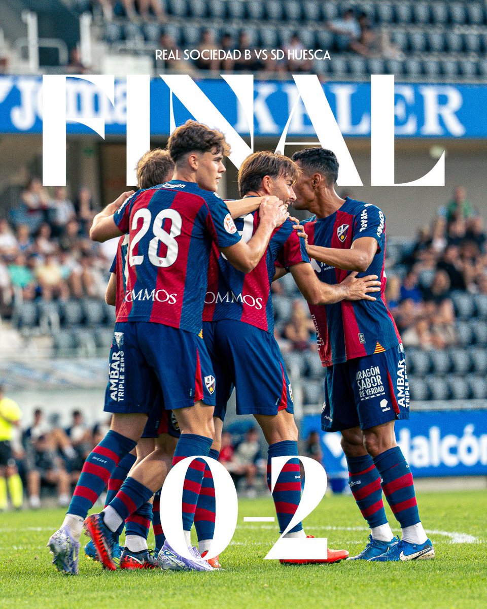SDHuesca's tweet photo. FINAL | Victoria en Zubieta.

Sergi Armero, antes del descanso, y Tresaco, en la segunda mitad, firman el triunfo azulgrana.

0-2 | #RealSociedadBHuesca #PretemporadaSDH🔵🔴 https://t.co/6GlQl8upEO