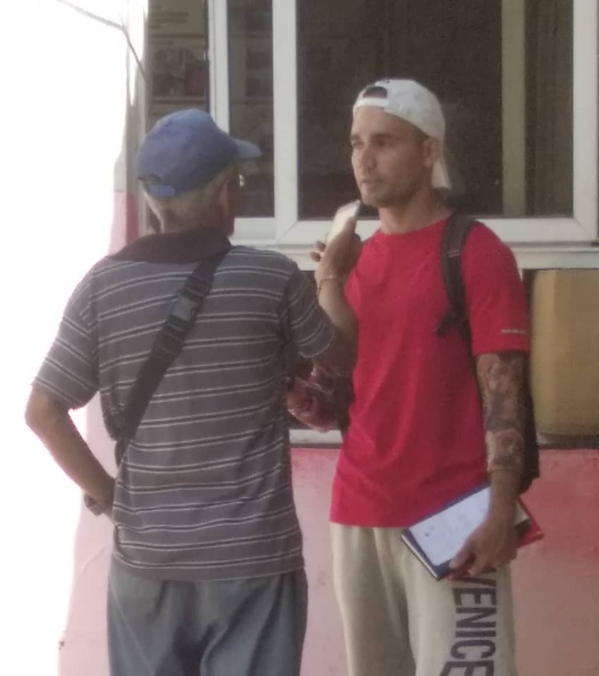 ONUREHABANA's tweet photo. 📢 En Radio Ciudad: especialista de la ONURE La Habana  explican las nuevas resoluciones energéticas

Nuestro especialista del departamento de Normalización y Eficiencia Energética, Luis Ángel, fue entrevistado  para abordar las normativa legales https://t.co/8MJCPYYP65